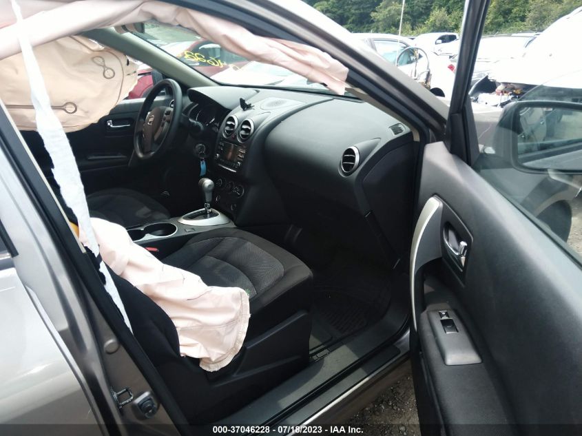 2013 NISSAN ROGUE S - JN8AS5MV7DW624421