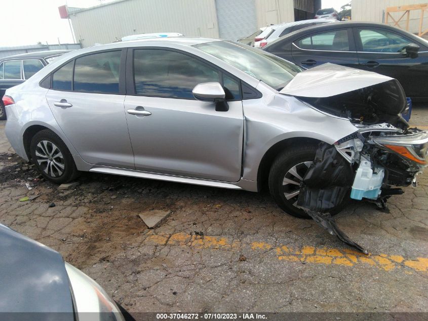 2022 TOYOTA COROLLA HYBRID LE - JTDEAMDE7N3002463