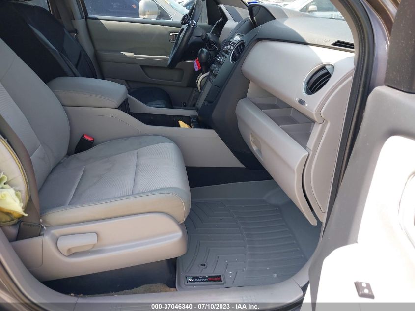 2015 HONDA PILOT LX - 5FNYF3H21FB012841