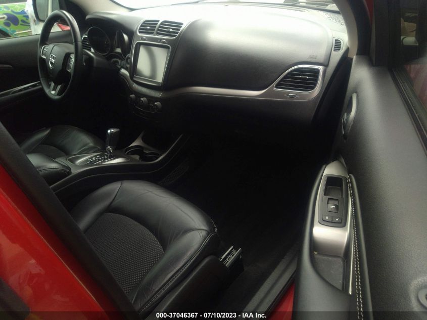 2016 DODGE JOURNEY CROSSROAD PLUS - 3C4PDCGG2GT195121