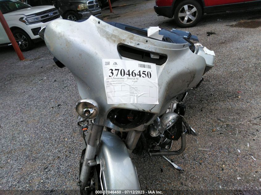 2016 HARLEY-DAVIDSON FLHTP POLICE ELECTRA GLIDE 1HD1FMM11GB668965