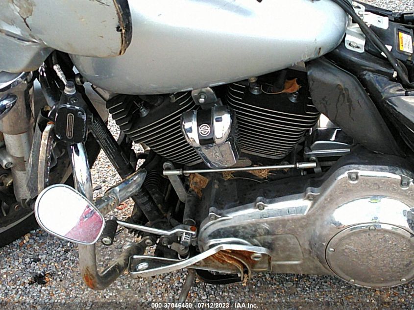 2016 HARLEY-DAVIDSON FLHTP POLICE ELECTRA GLIDE 1HD1FMM11GB668965