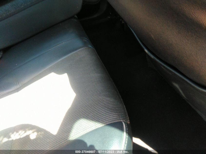 2015 TOYOTA COROLLA L/LE/S/S PLUS/LE PLUS - 5YFBURHE7FP326085