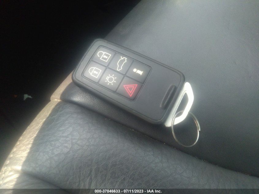 2013 VOLVO S60 T5 - YV1612FHXD2219875