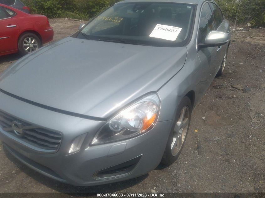 2013 VOLVO S60 T5 - YV1612FHXD2219875