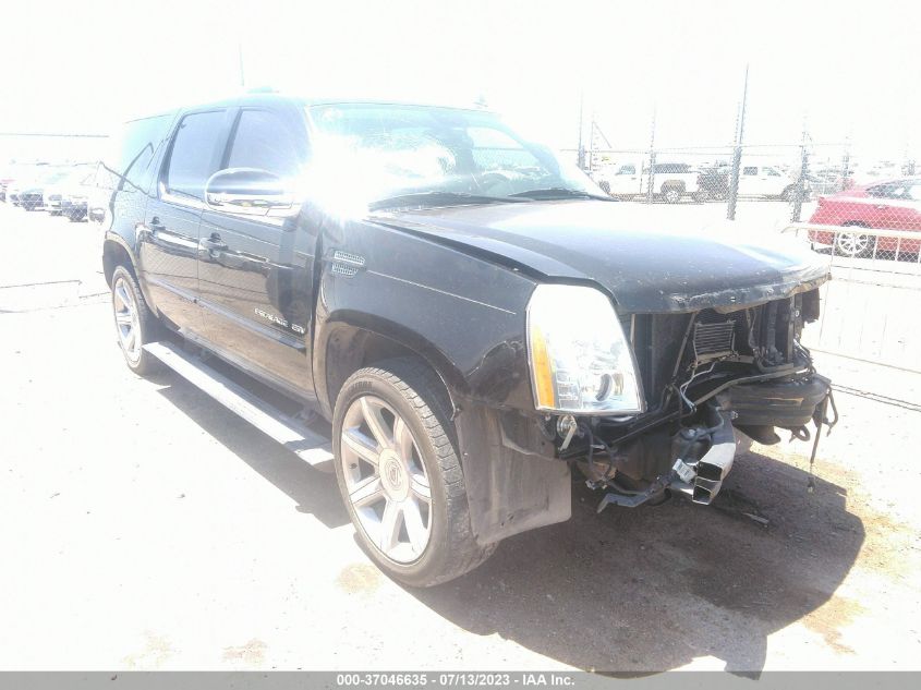 2013 CADILLAC ESCALADE ESV PREMIUM - 1GYS3JEF5DR337908