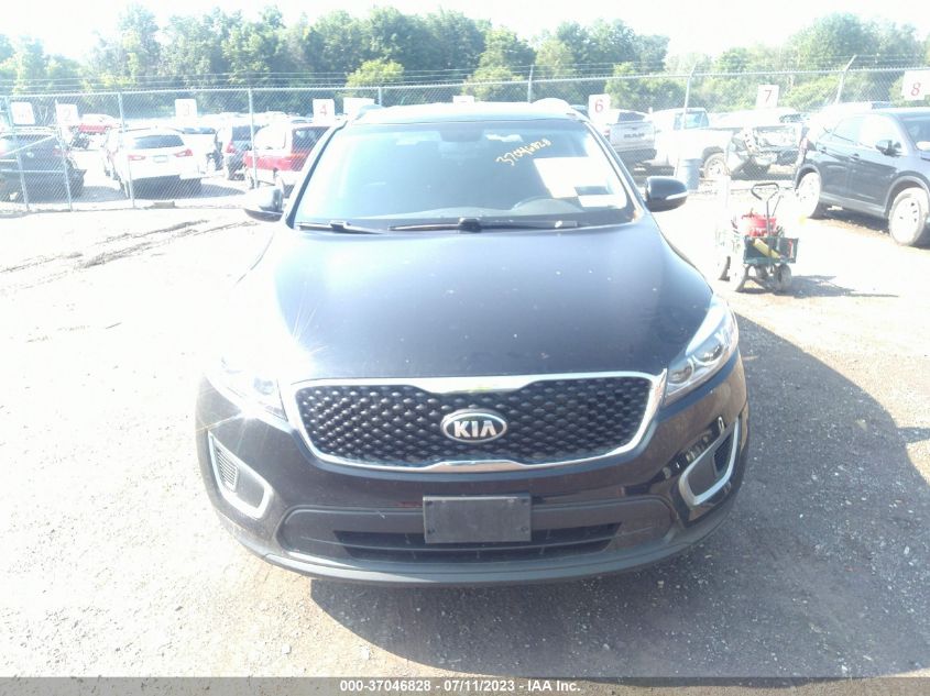 2016 KIA SORENTO LX - 5XYPGDA33GG043021