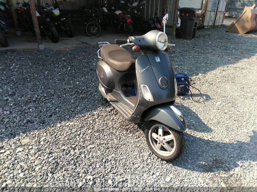 2010 VESPA LX 150 ZAPM448F