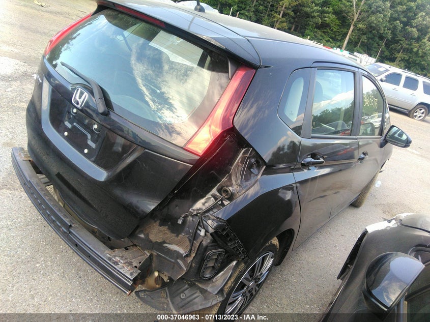 VIN 3HGGK5H40JM719424 2018 HONDA FIT LX
