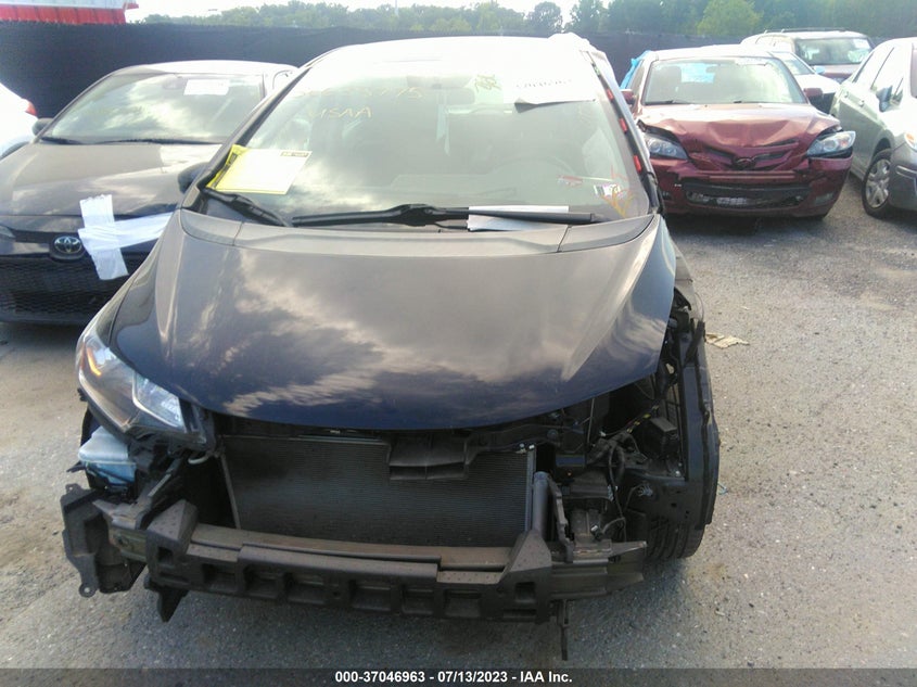 VIN 3HGGK5H40JM719424 2018 HONDA FIT LX