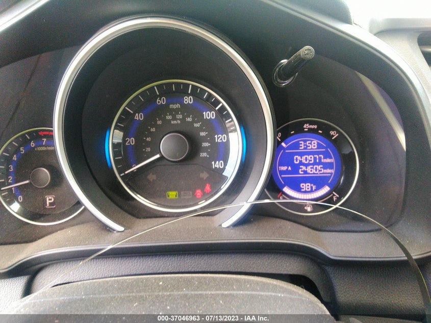 VIN 3HGGK5H40JM719424 2018 HONDA FIT LX