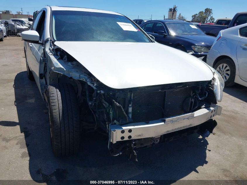 2015 INFINITI Q40 JN1CV6AP6FM503548