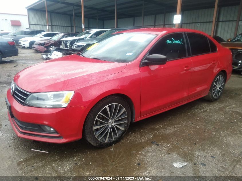 2016 VOLKSWAGEN JETTA SEDAN 1.8T SPORT - 3VWD17AJ9GM387411