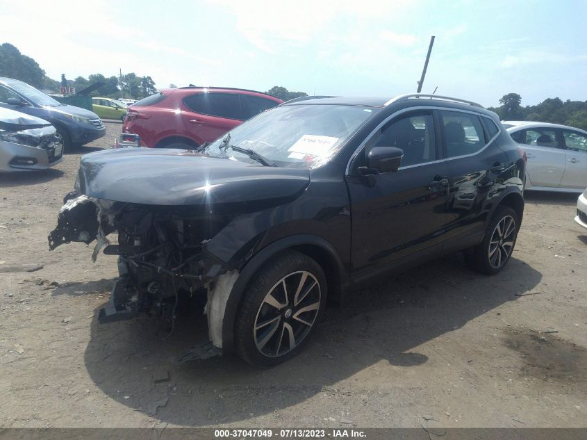 2017 NISSAN ROGUE SPORT SL - JN1BJ1CR8HW143134