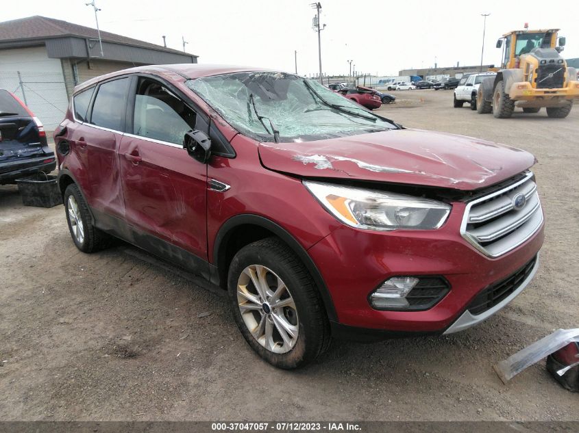 2019 FORD ESCAPE SE - 1FMCU9GD5KUA13848