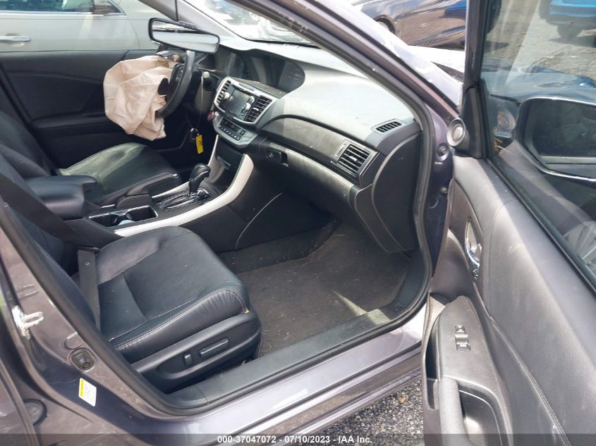2015 HONDA ACCORD SEDAN EX-L - 1HGCR2F82FA203472