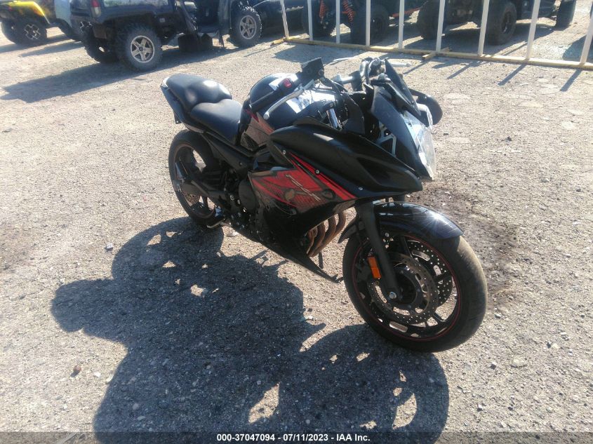 2012 YAMAHA FZ6 R - JYARJ18E3CA008162