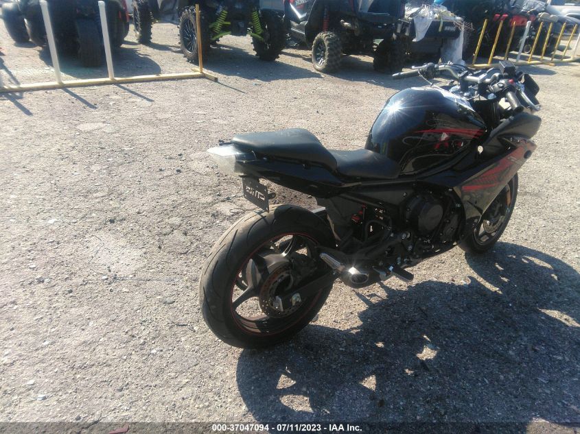 2012 YAMAHA FZ6 R - JYARJ18E3CA008162