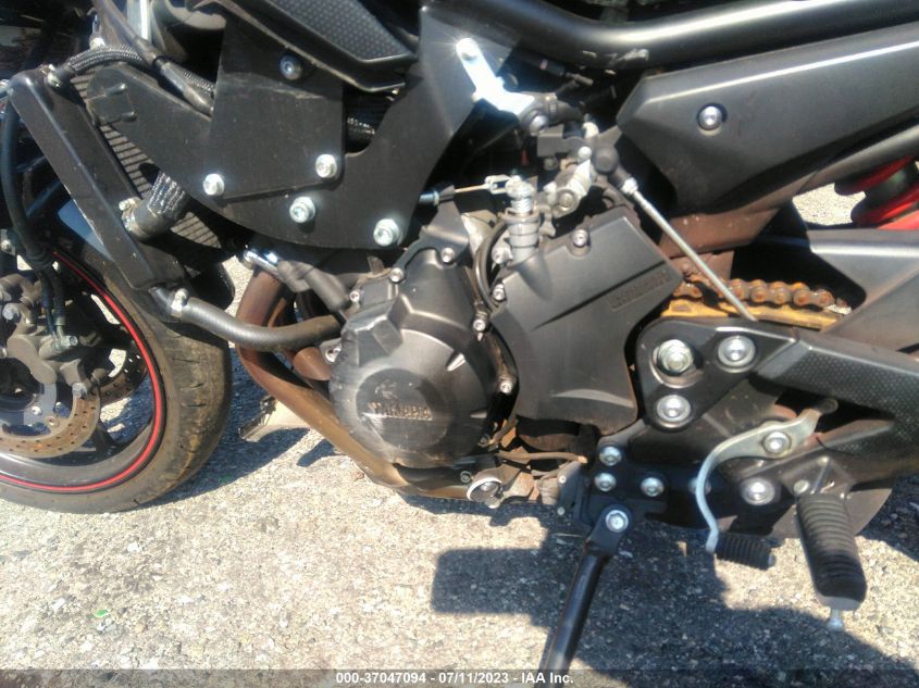 2012 YAMAHA FZ6 R - JYARJ18E3CA008162