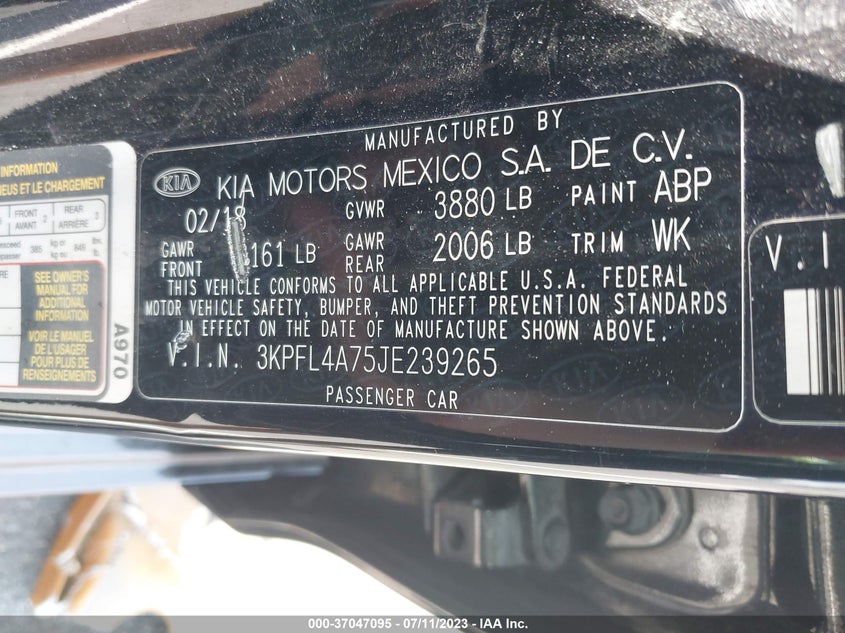 VIN 3KPFL4A75JE239265 2018 KIA FORTE LX/S