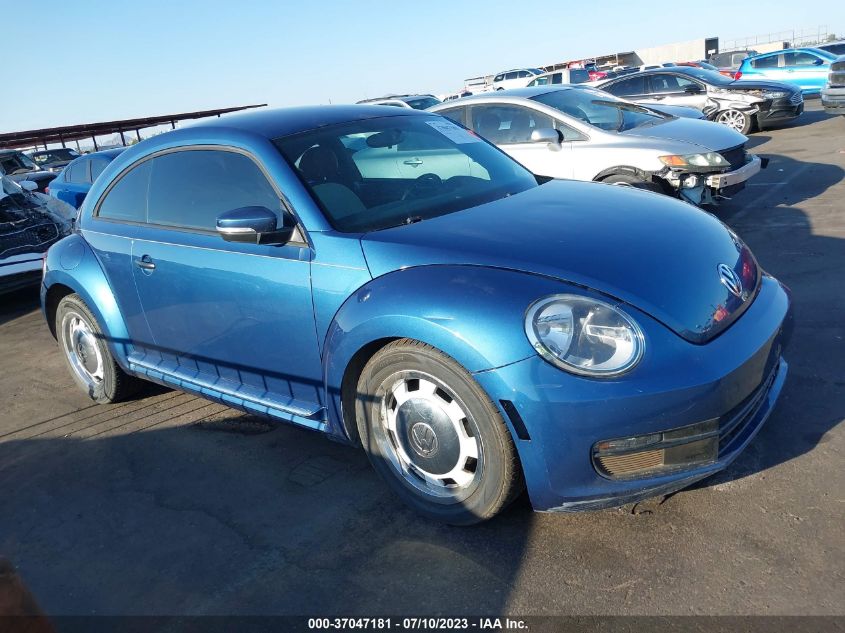 2016 VOLKSWAGEN BEETLE COUPE 1.8T CLASSIC - 3VWF17AT1GM636908