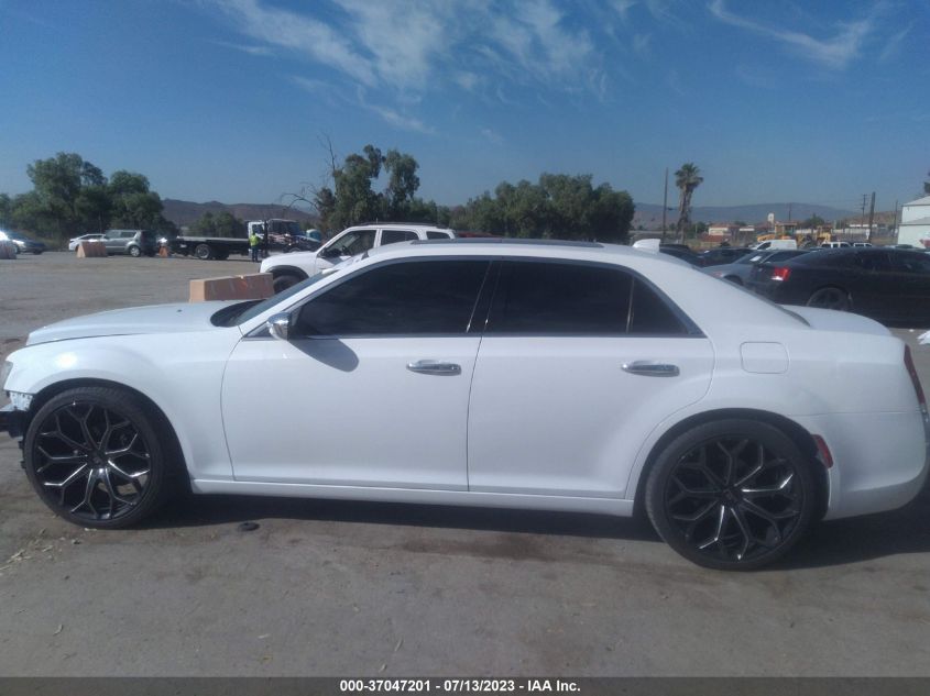 2016 CHRYSLER 300 300C - 2C3CCAEG5GH320540