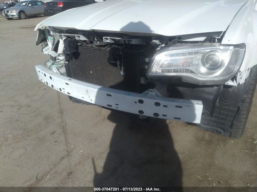 2016 CHRYSLER 300 300C - 2C3CCAEG5GH320540