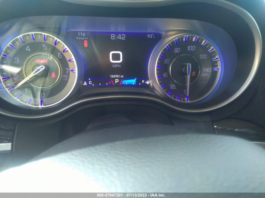 2016 CHRYSLER 300 300C - 2C3CCAEG5GH320540