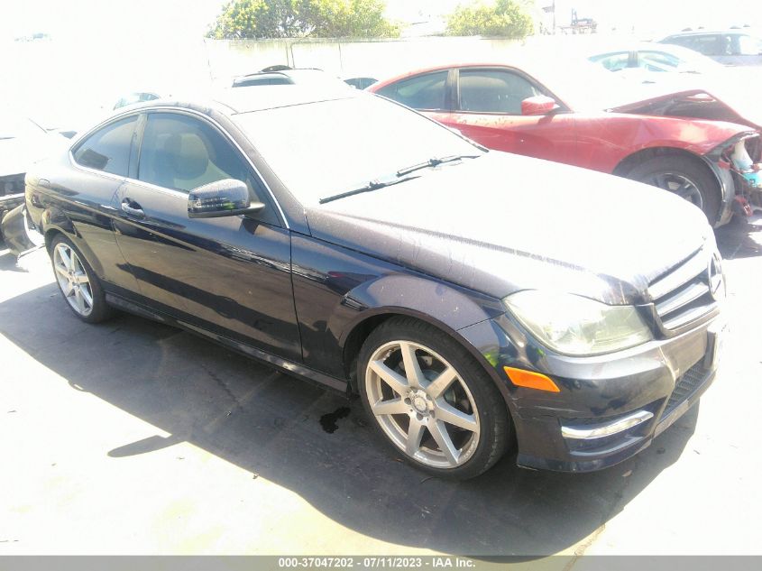 2013 MERCEDES-BENZ C-CLASS C 250 - WDDGJ4HB2DF944349