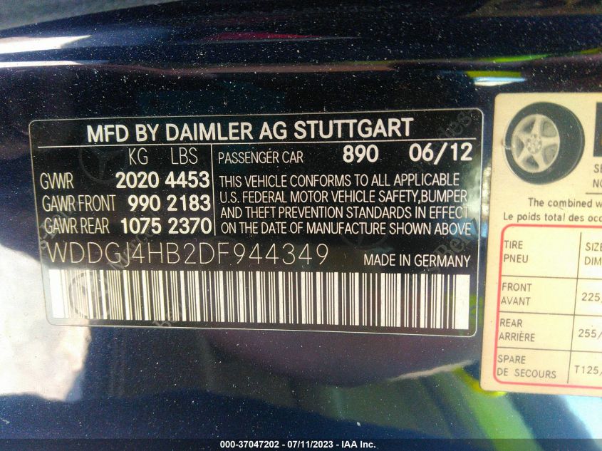 2013 MERCEDES-BENZ C-CLASS C 250 - WDDGJ4HB2DF944349