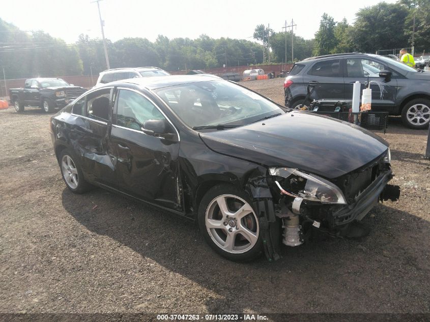 2013 VOLVO S60 T5 - YV1612FH8D1207276