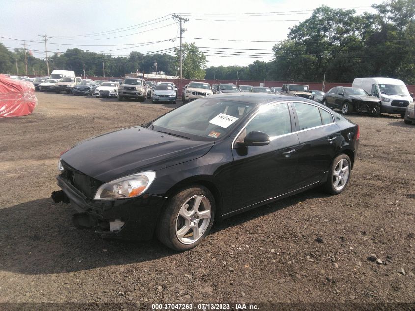 2013 VOLVO S60 T5 - YV1612FH8D1207276