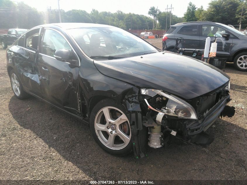 2013 VOLVO S60 T5 - YV1612FH8D1207276