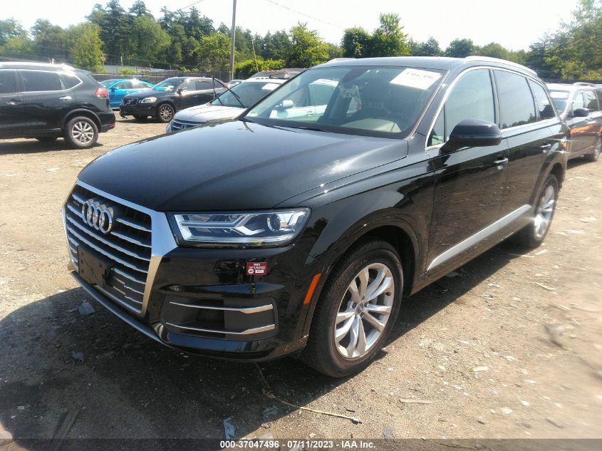 WA1LAAF71JD018130 2018 AUDI Q7, photo no. 2