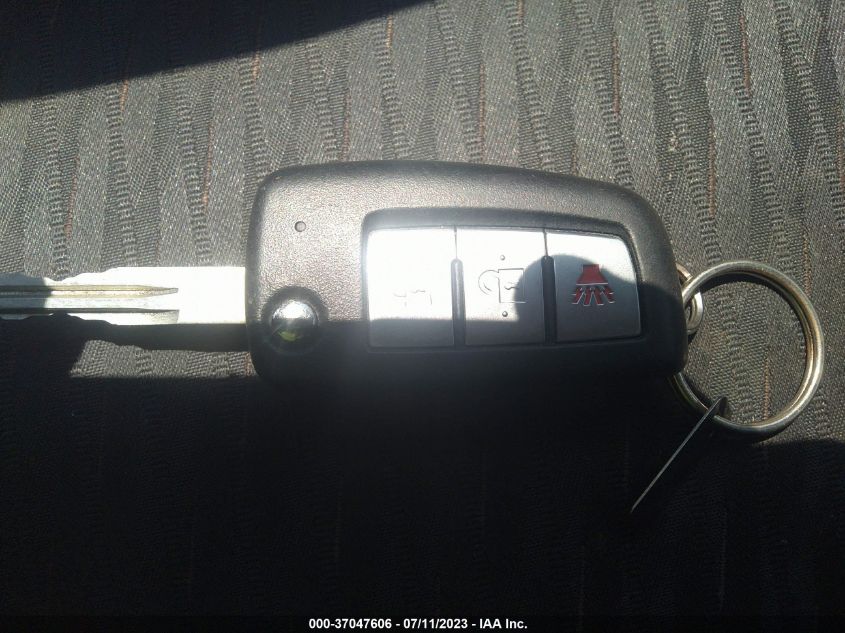 2017 NISSAN ROGUE S - KNMAT2MV9HP604940