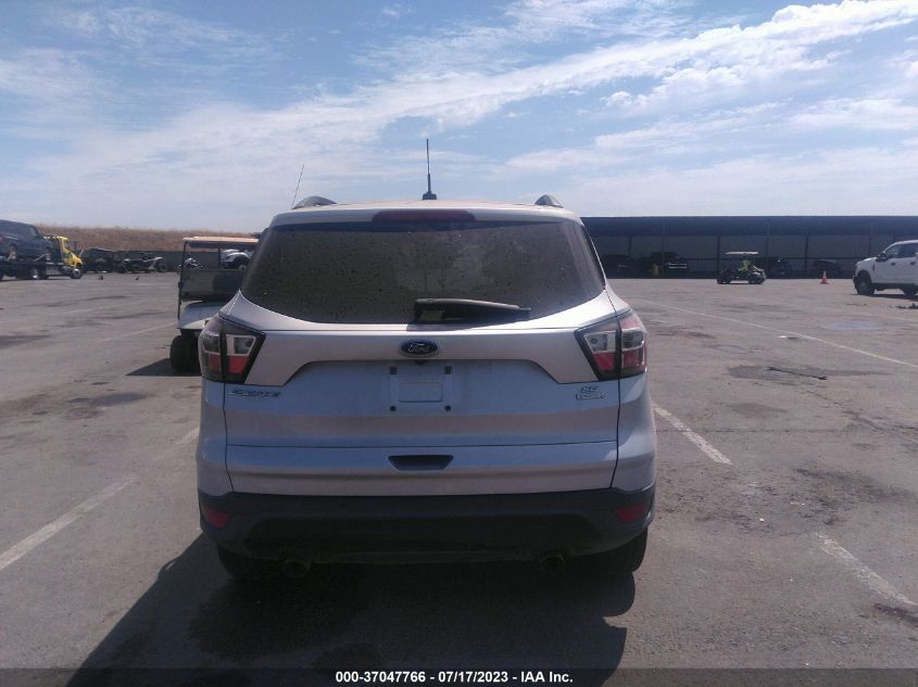 2017 FORD ESCAPE SE - 1FMCU0G95HUB61045