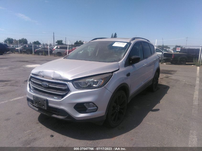 2017 FORD ESCAPE SE - 1FMCU0G95HUB61045