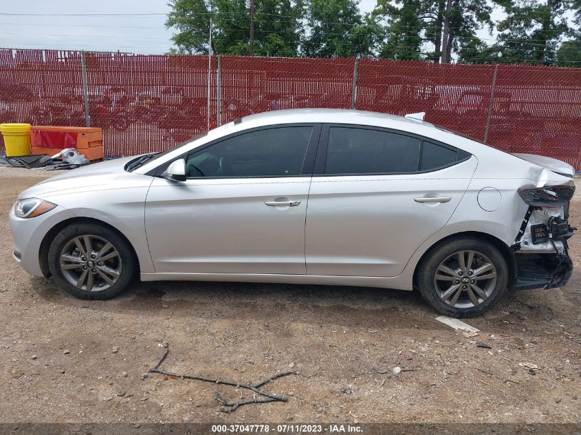 2017 HYUNDAI ELANTRA SE - 5NPD84LF7HH039541