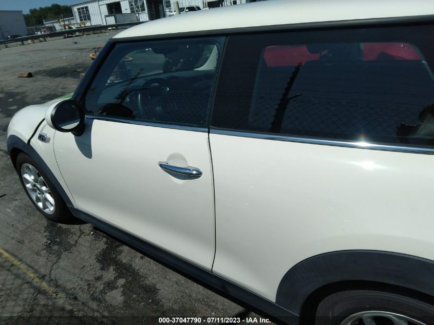 2016 MINI COOPER HARDTOP S - WMWXP7C54G2A43300