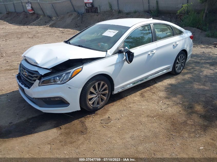 2015 HYUNDAI SONATA 2.4L SPORT - 5NPE34AF2FH067105