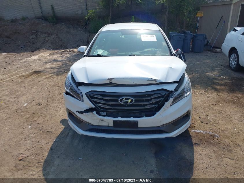 2015 HYUNDAI SONATA 2.4L SPORT - 5NPE34AF2FH067105