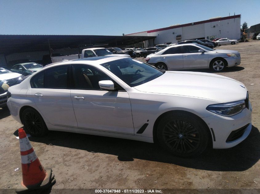 2018 BMW 5 SERIES 530E XDRIVE IPERFORMANCE - WBAJB1C56JB085036