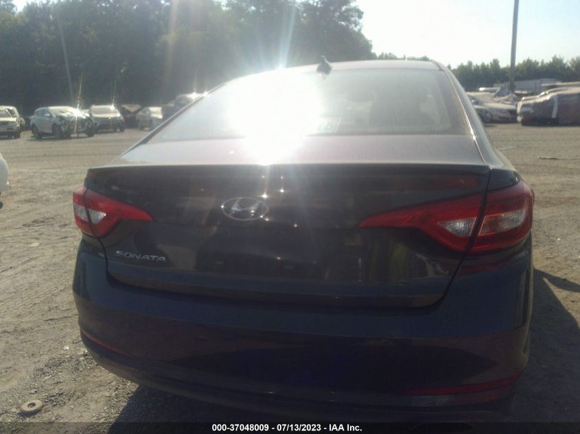 2016 HYUNDAI SONATA 2.4L SE - 5NPE24AF3GH384282