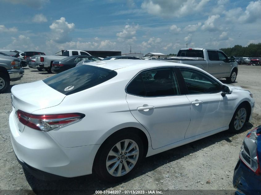 2019 TOYOTA CAMRY LE - 4T1B11HK7KU239165