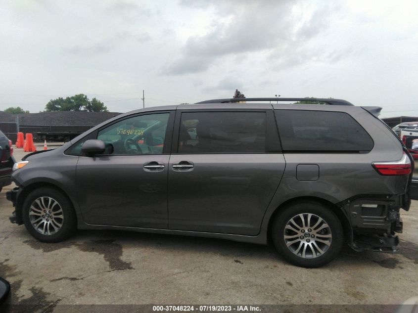 5TDYZ3DC9JS958194 2018 TOYOTA SIENNA, photo no. 15