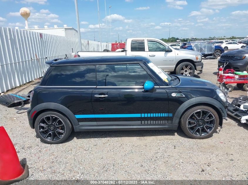 2013 MINI COOPER HARDTOP S - WMWSV3C50DT393678