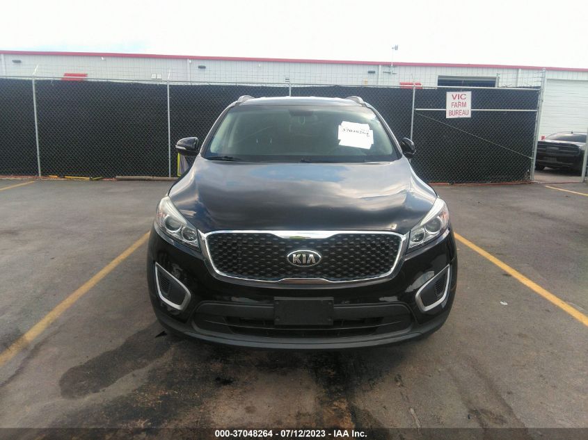 2016 KIA SORENTO LX - 5XYPG4A38GG162215