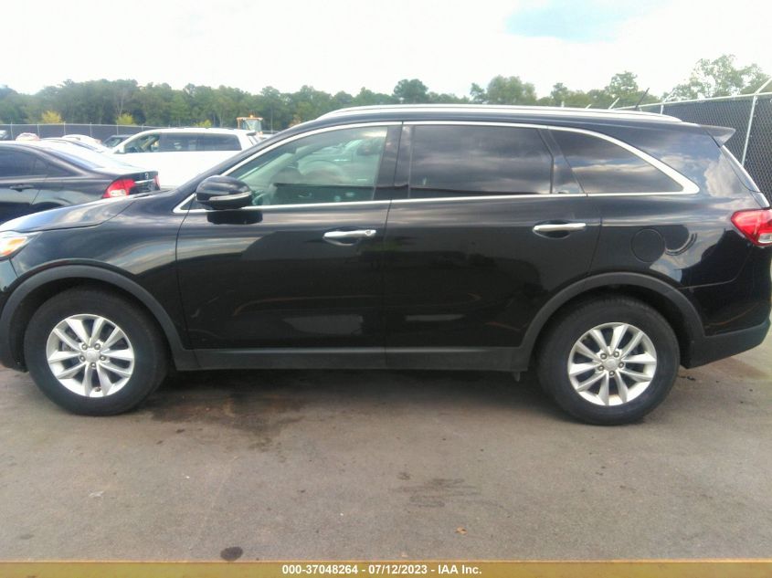 2016 KIA SORENTO LX - 5XYPG4A38GG162215