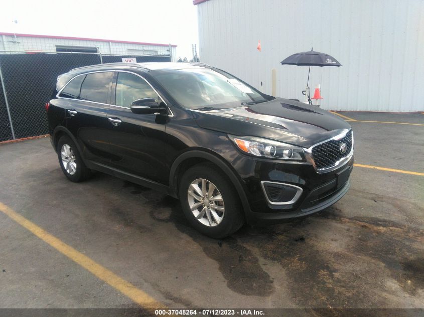 2016 KIA SORENTO LX - 5XYPG4A38GG162215