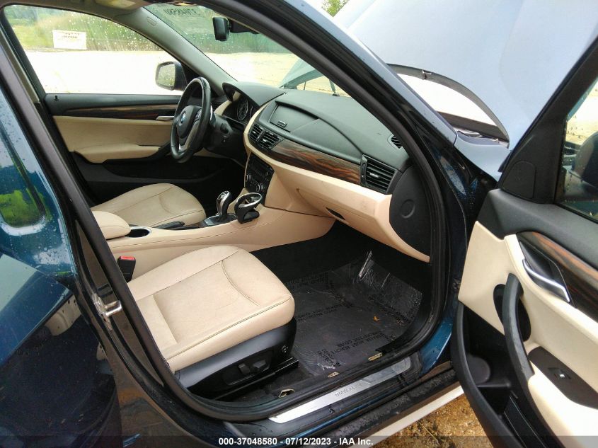 2014 BMW X1 XDRIVE28I - WBAVL1C57EVY24031